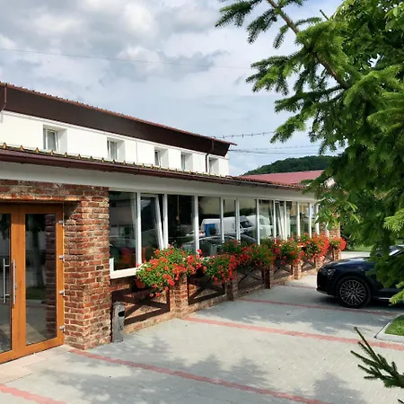 Nueva Park Pensjonat 3*
