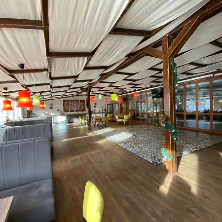 Nueva Park Gasthuis Braşov