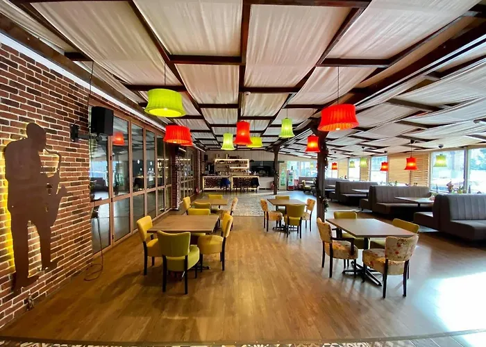 Nueva Park Guest house 3*