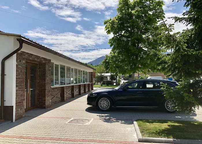 Nueva Park 3* Brasov